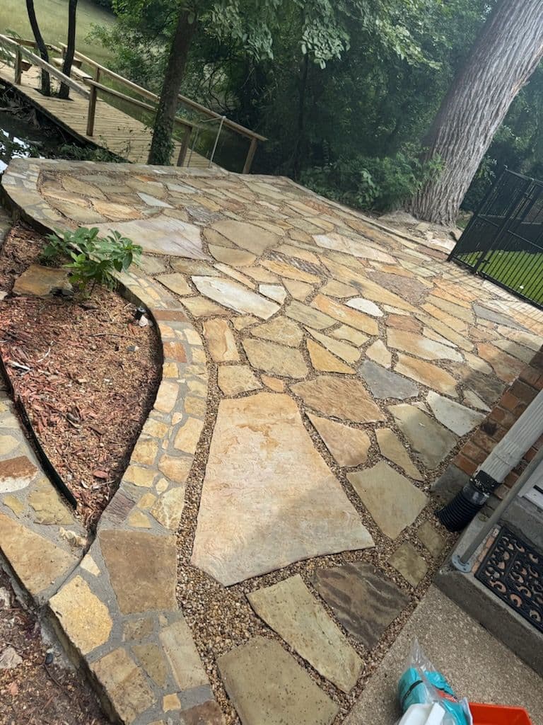 Gallery photos for Stunning Patio Revival with Pea Gravel Filler: Image #1